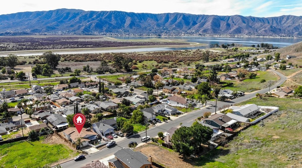748 Mill St, Lake Elsinore, CA 92530