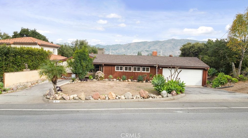 535 W Gladstone St, San Dimas, CA 91773