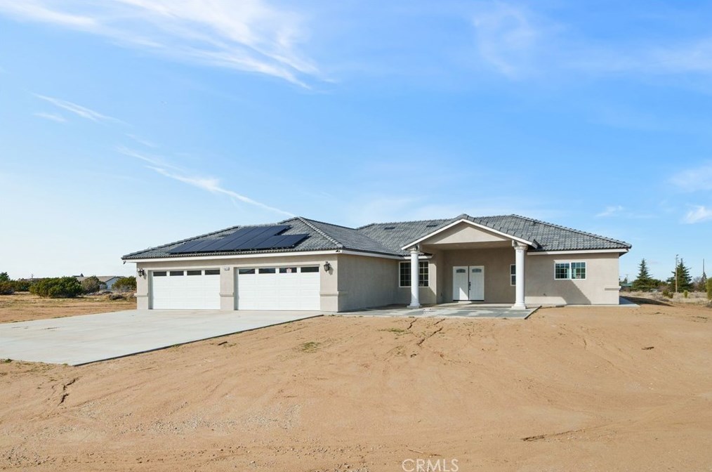 12474 Fir St, Hesperia, CA 92344