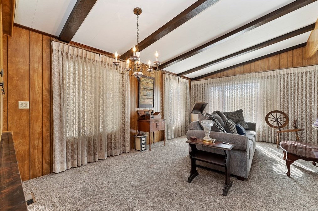 1630 Sonora Dr, Hemet CA  92543-2633 exterior