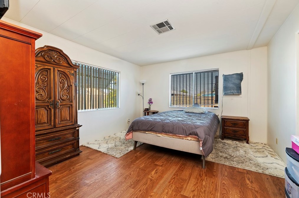 1630 Sonora Dr, Hemet CA  92543-2633 exterior