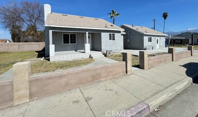 806 Date St, Hemet, CA 92543-3013