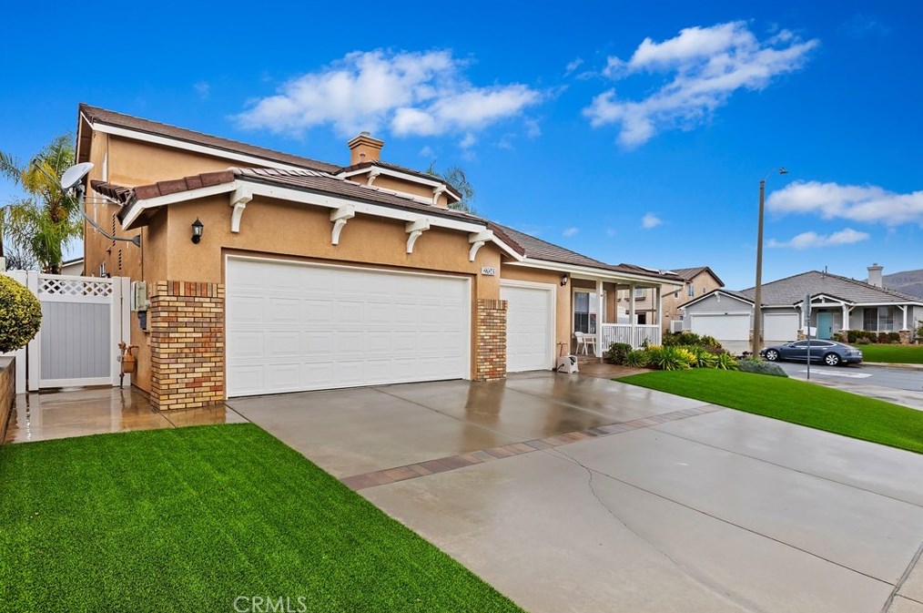 27041 Calendula St, Corona, CA 92883-8961