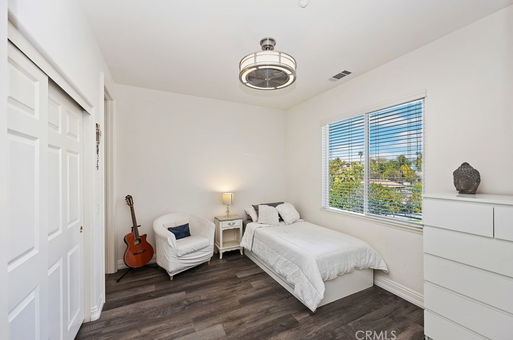 1987 Sycamore Hill Dr, Riverside CA  92506-4669 exterior