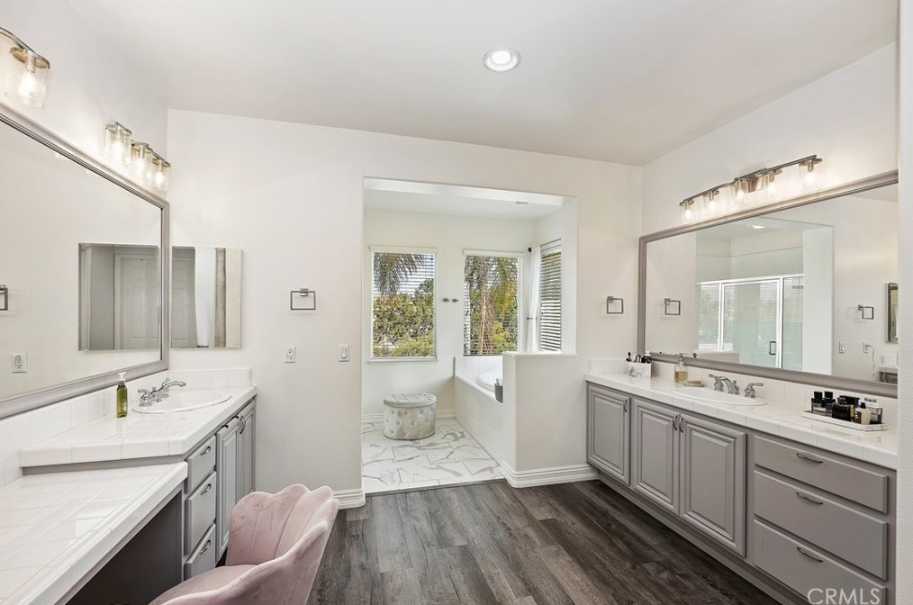 1987 Sycamore Hill Dr, Riverside CA  92506-4669 exterior