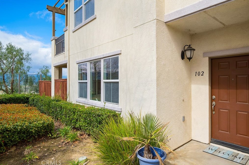 15647 Vista Way #102, Lake Elsinore, CA 92532