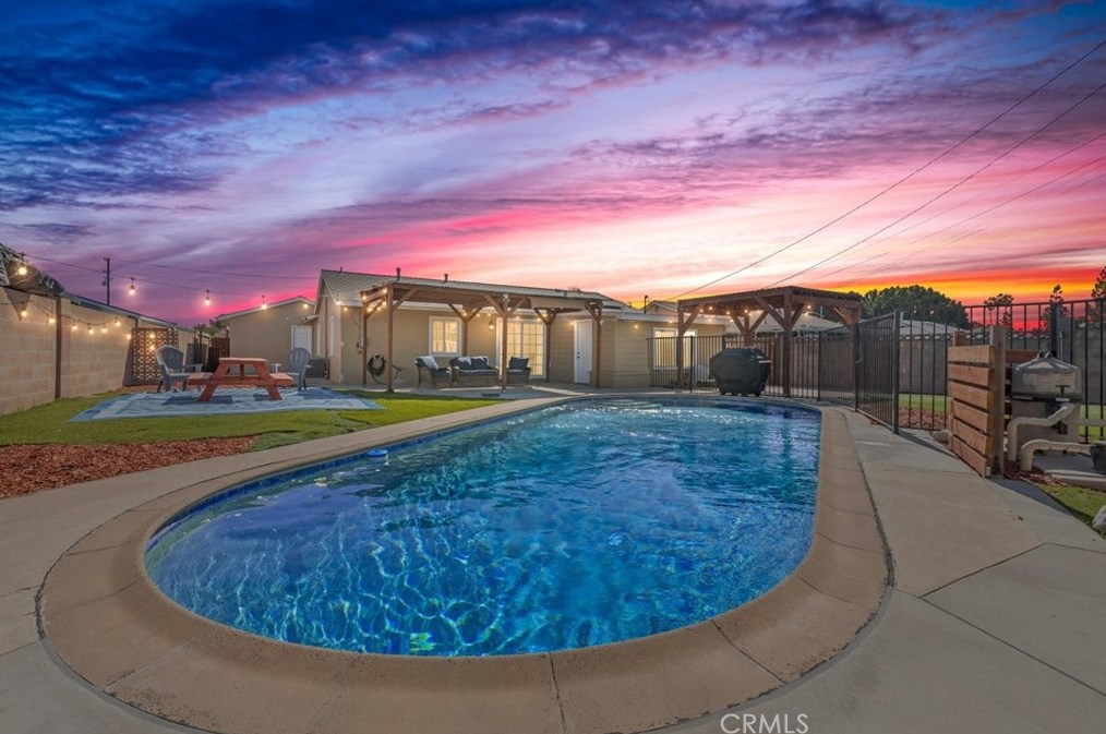 531 N Hampton St, Anaheim, CA 92801