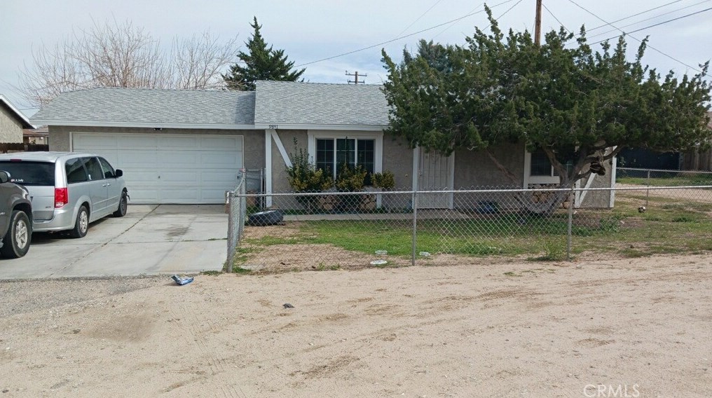 9891 3rd Ave, Hesperia, CA 92345