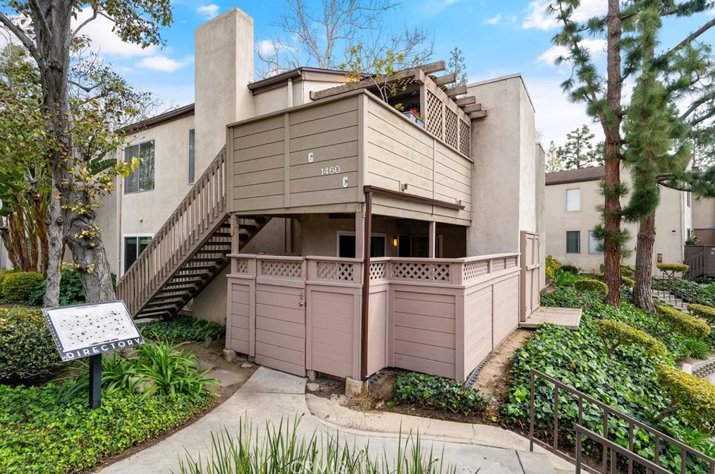 1460 Cabrillo Park Dr #c, Santa Ana, CA 92701