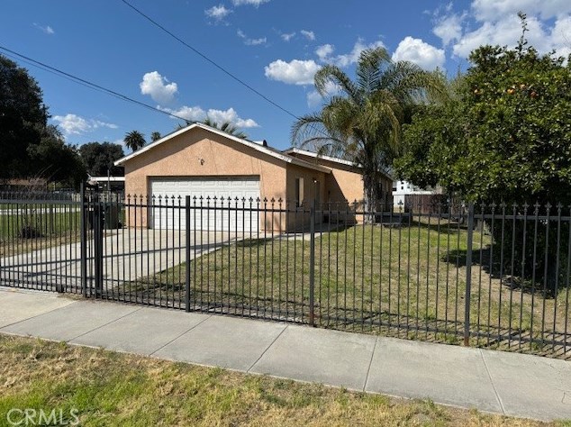 372 10th St, San Bernardino, CA 92410-3510