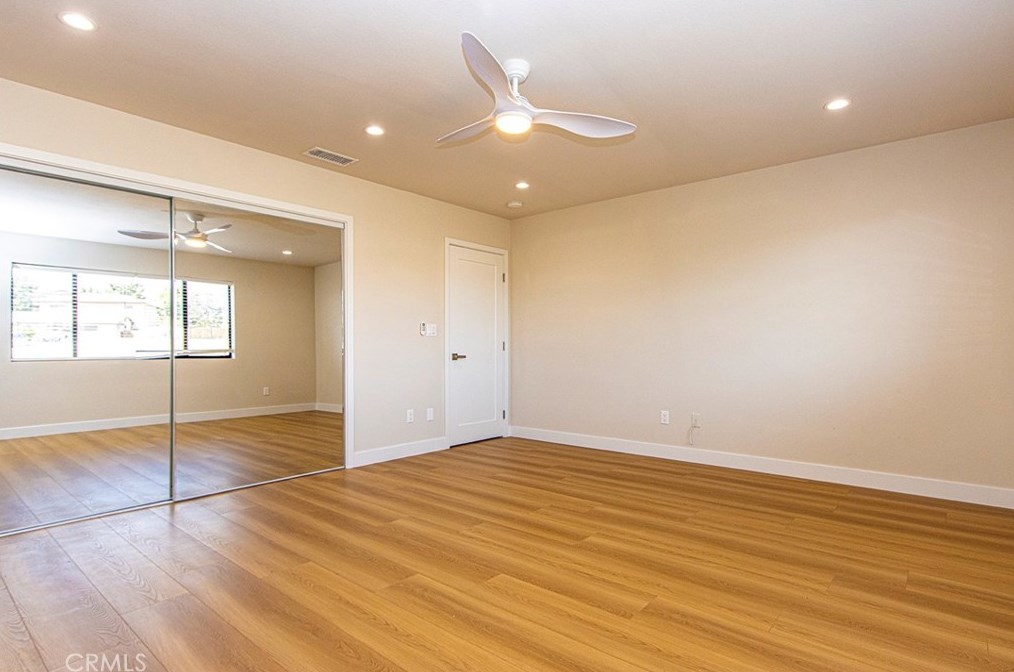 13094 Olathe Rd, Apple Valley CA  92308-4516 exterior