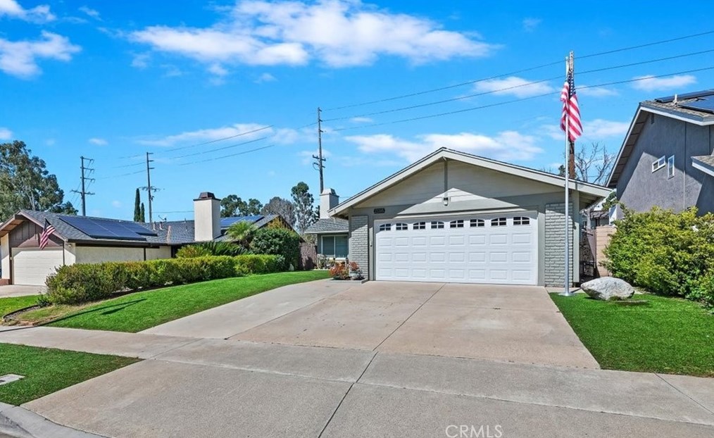23395 Red Robin Way, El Toro, CA 92630