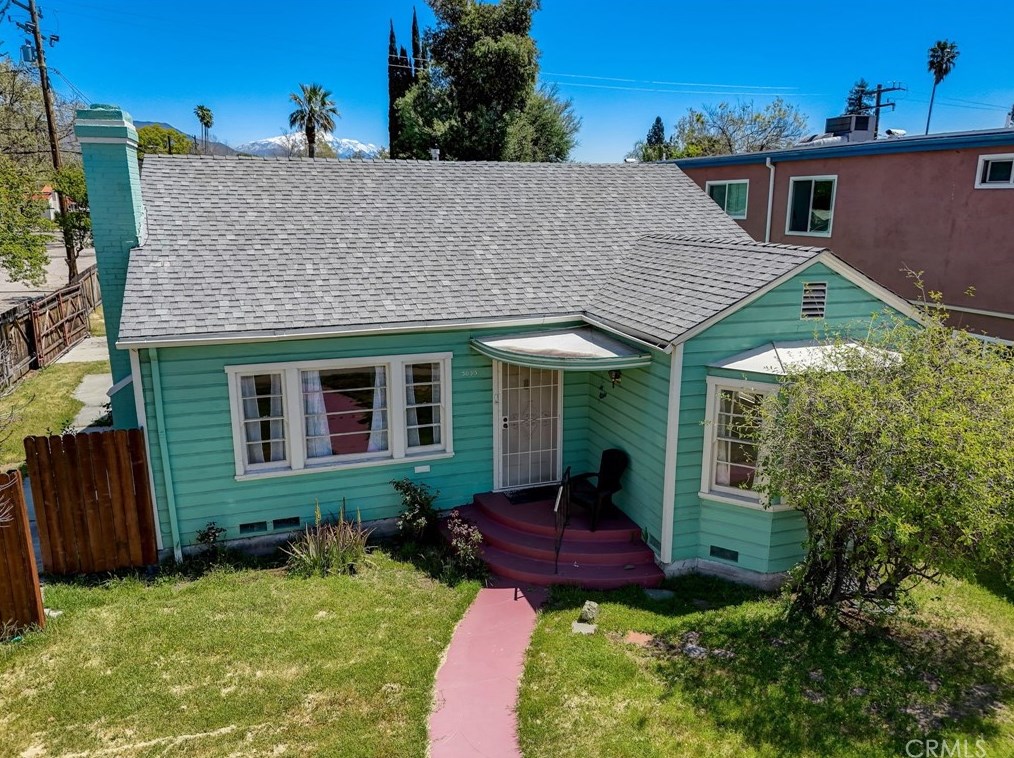 3095 E St, San Bernardino CA  92405-2649 exterior