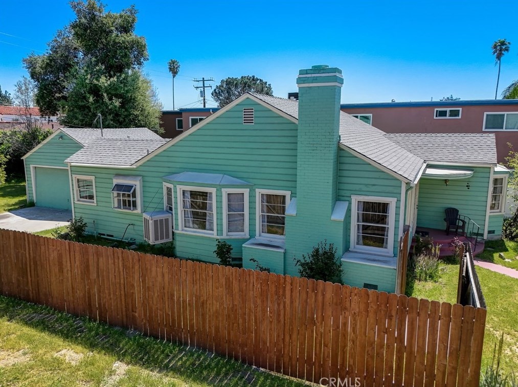 3095 E St, San Bernardino CA  92405-2649 exterior