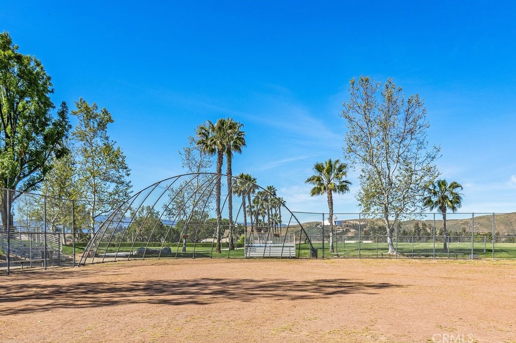 17565 Cedarwood Dr, Riverside CA  92503-7037 exterior