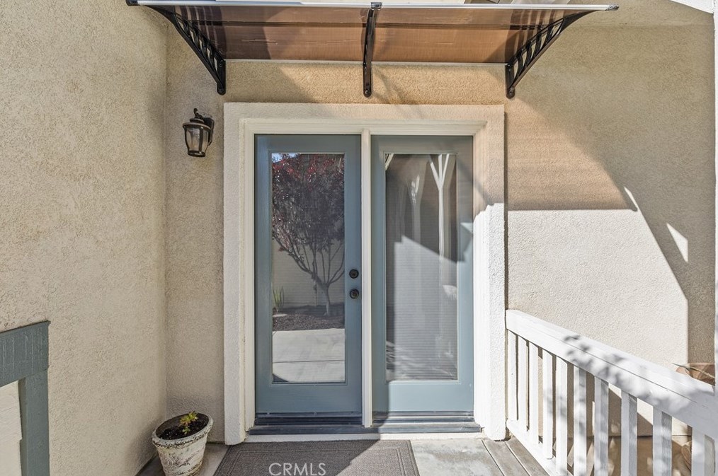 17565 Cedarwood Dr, Riverside CA  92503-7037 exterior