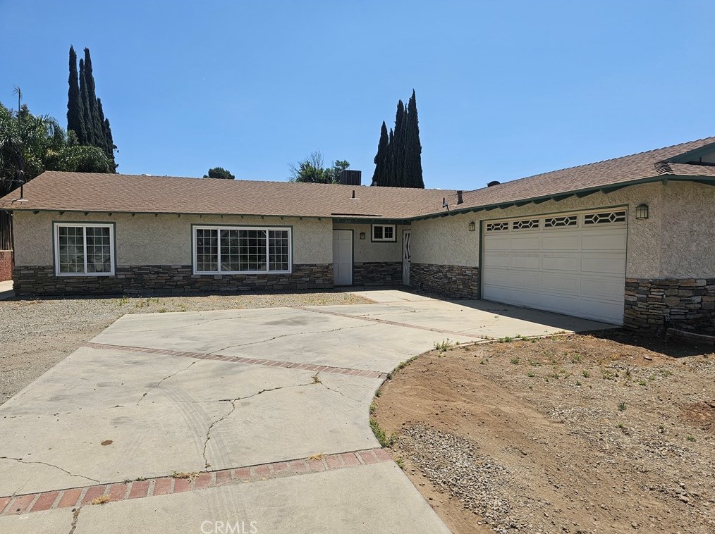 210 Eighth St, Norco, CA 92860