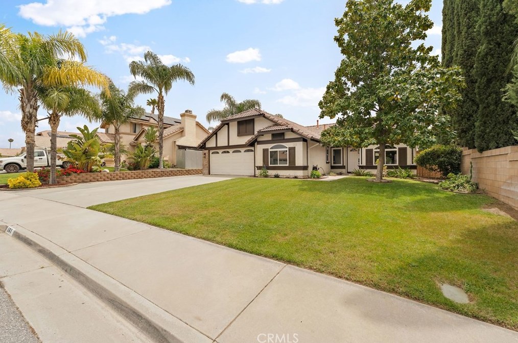 181 Victoria Ln, Calimesa, CA 92320