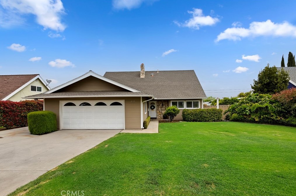 235 E Mission Rd, Corona, CA 92879