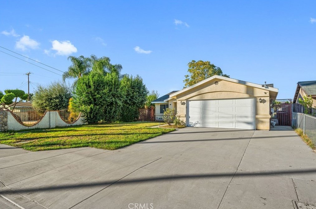 591 E Franklin Ave, Pomona, CA 91766