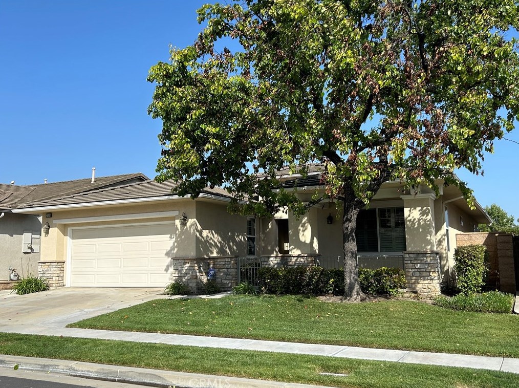 21526 Magnolia St, Walnut, CA 91789-2141