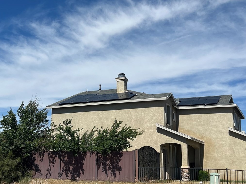 11993 Luna Rd, Victorville, CA 92392-1209