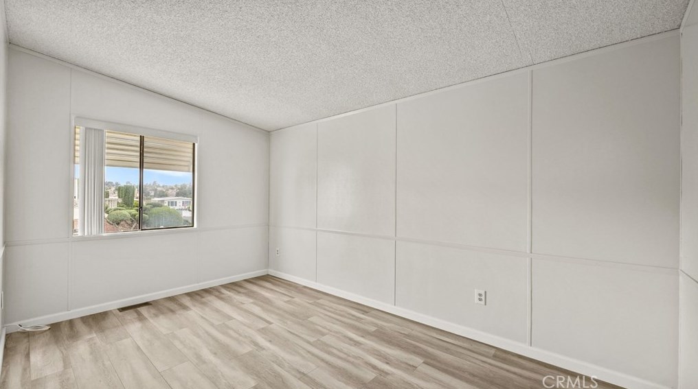 38124 Via Del Largo, Murrieta CA  92563-5687 exterior