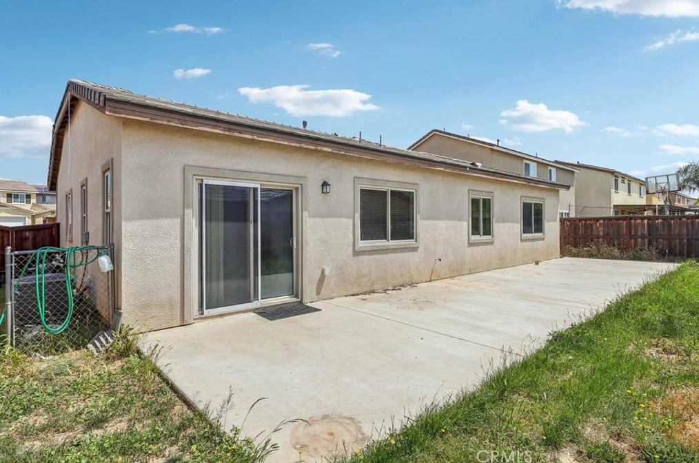 1315 Shamrock Way, Beaumont CA  92223-8460 exterior