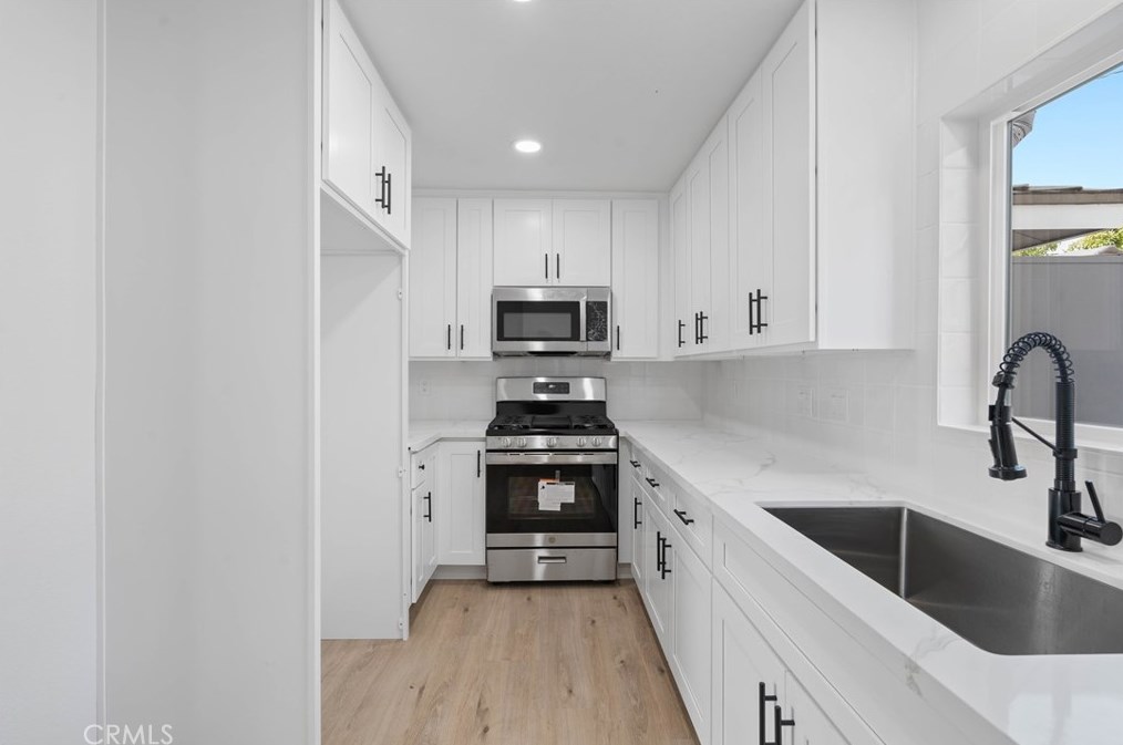 25506 Fisher St, San Bernardino CA  92404-6418 exterior