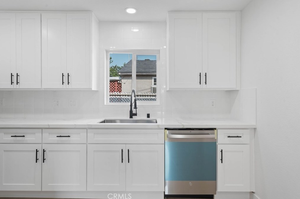 25506 Fisher St, San Bernardino CA  92404-6418 exterior