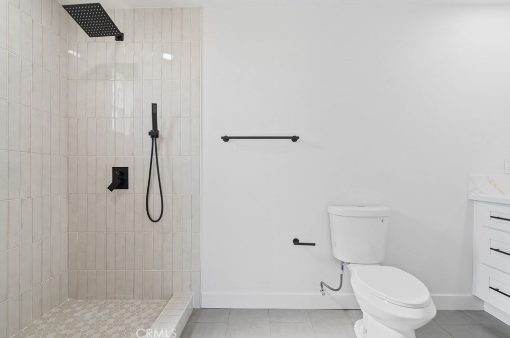 25506 Fisher St, San Bernardino CA  92404-6418 exterior