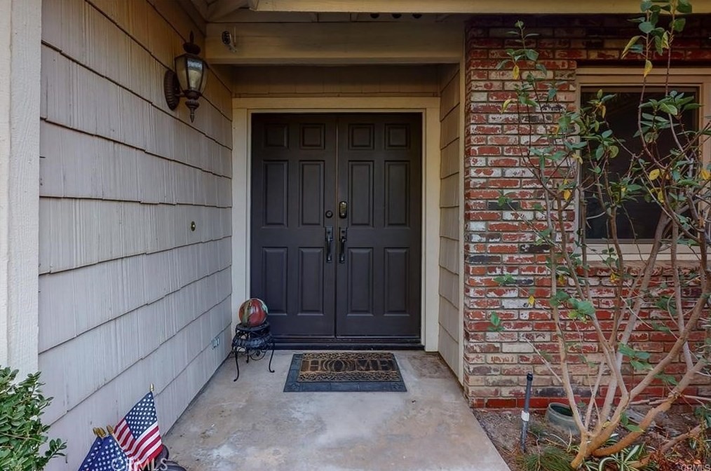 15075 Monty Ct, Lake Elsinore, CA 92530