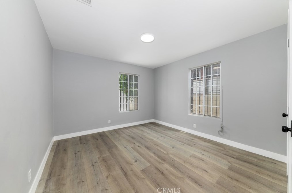 701 76th Pl, Los Angeles CA  90001-2808 exterior
