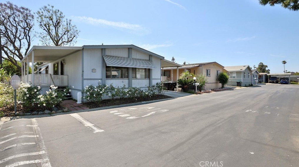777 S Temescal St #56, Corona, CA 92879