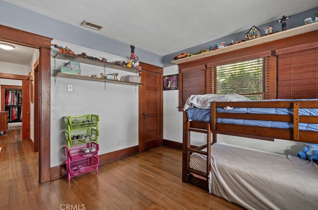 3944 Linwood Pl, Riverside CA  92506-1890 exterior