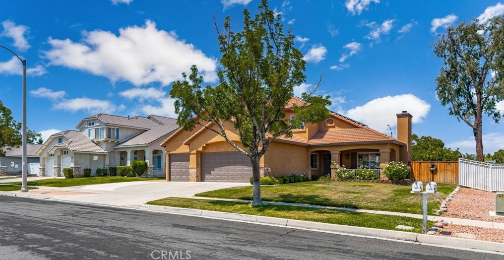 1449 Colbern Dr, Corona, CA 92881-3693
