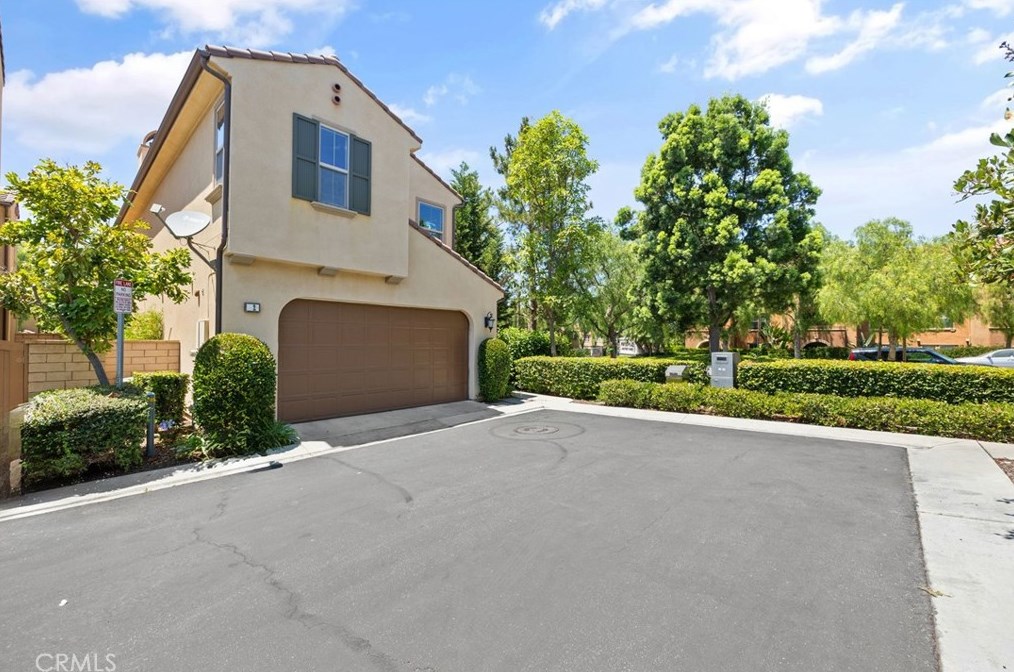 32 Bridge Trail, Irvine, CA 92618