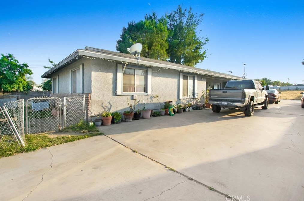 4158 N E St, San Bernardino, CA 92407