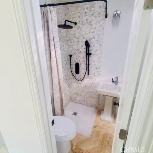 542 103rd St, Los Angeles CA 90044-4538 exterior