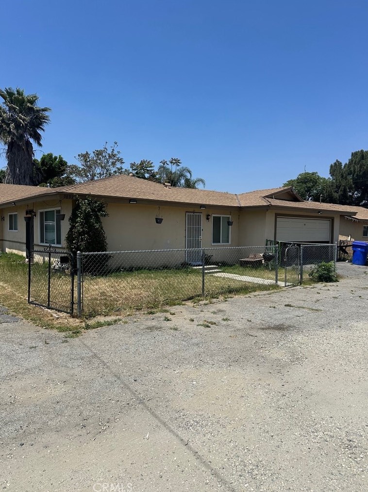 9893 Mission Blvd, Riverside, CA 92509