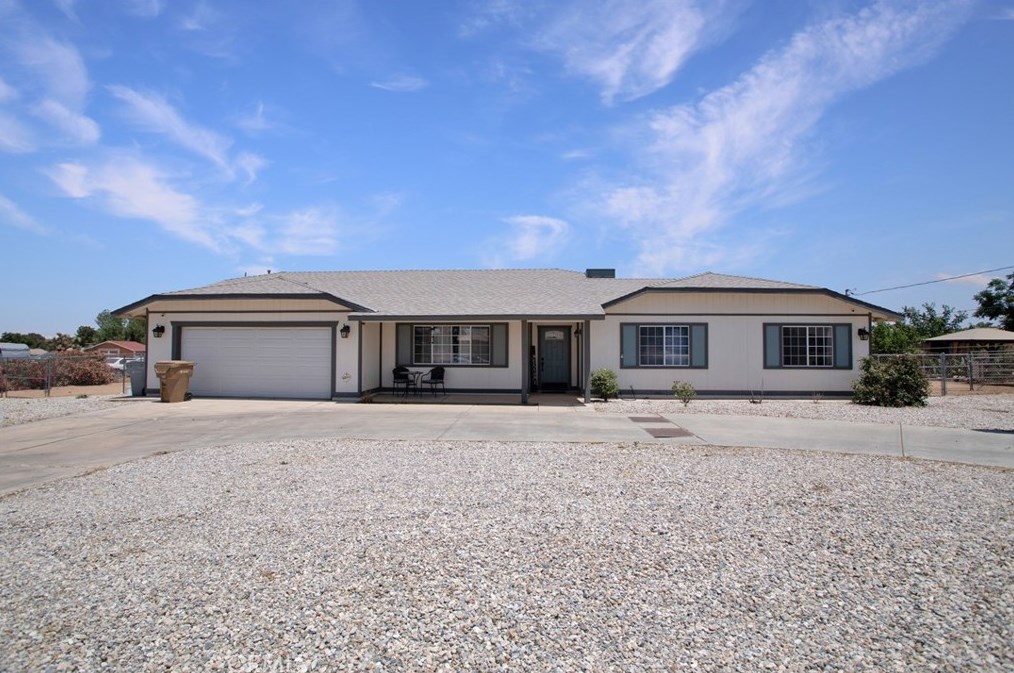 11127 Locust Ave, Hesperia, CA 92345