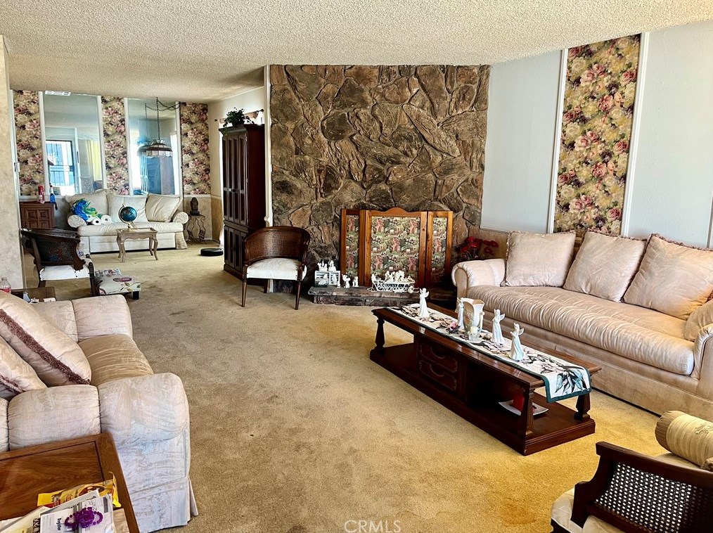 4630 San Jose St #a, Montclair, CA 91763