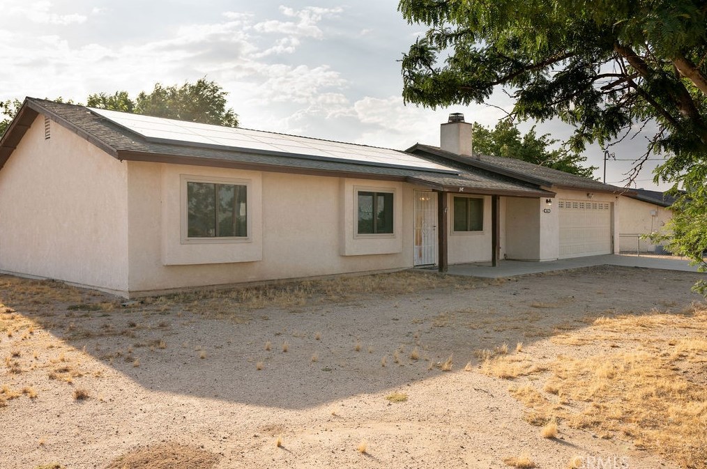10642 Redlands Ave, Hesperia, CA 92345