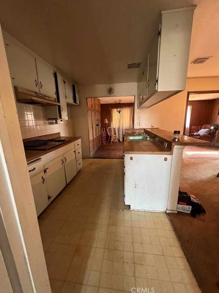 850 E Holly St, Rialto, CA 92376