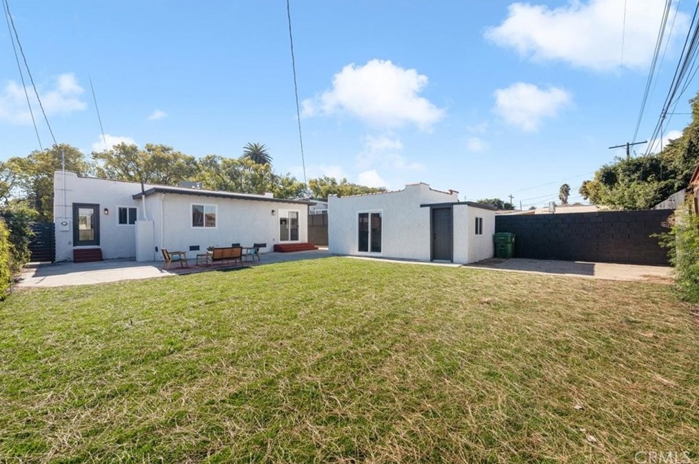 3517 59th Pl, Los Angeles CA  90043-3011 exterior