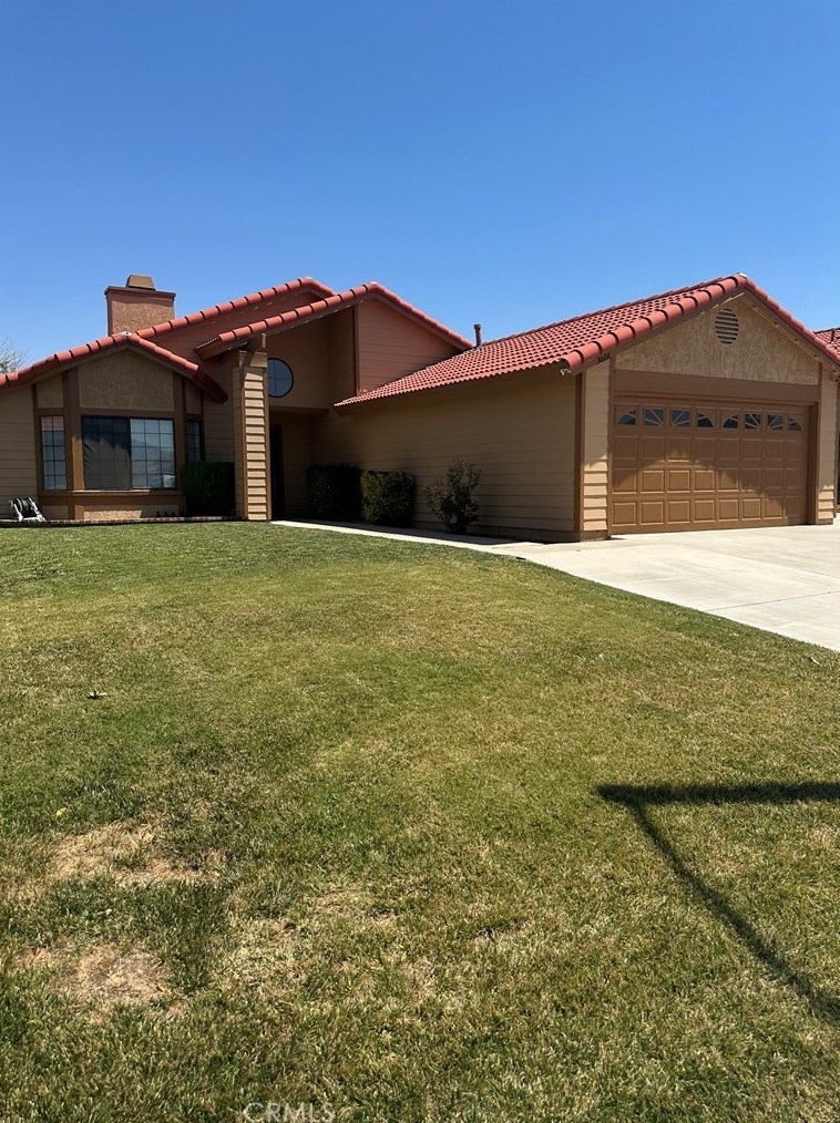 3601 San Antonio Dr, Palmdale, CA 93550