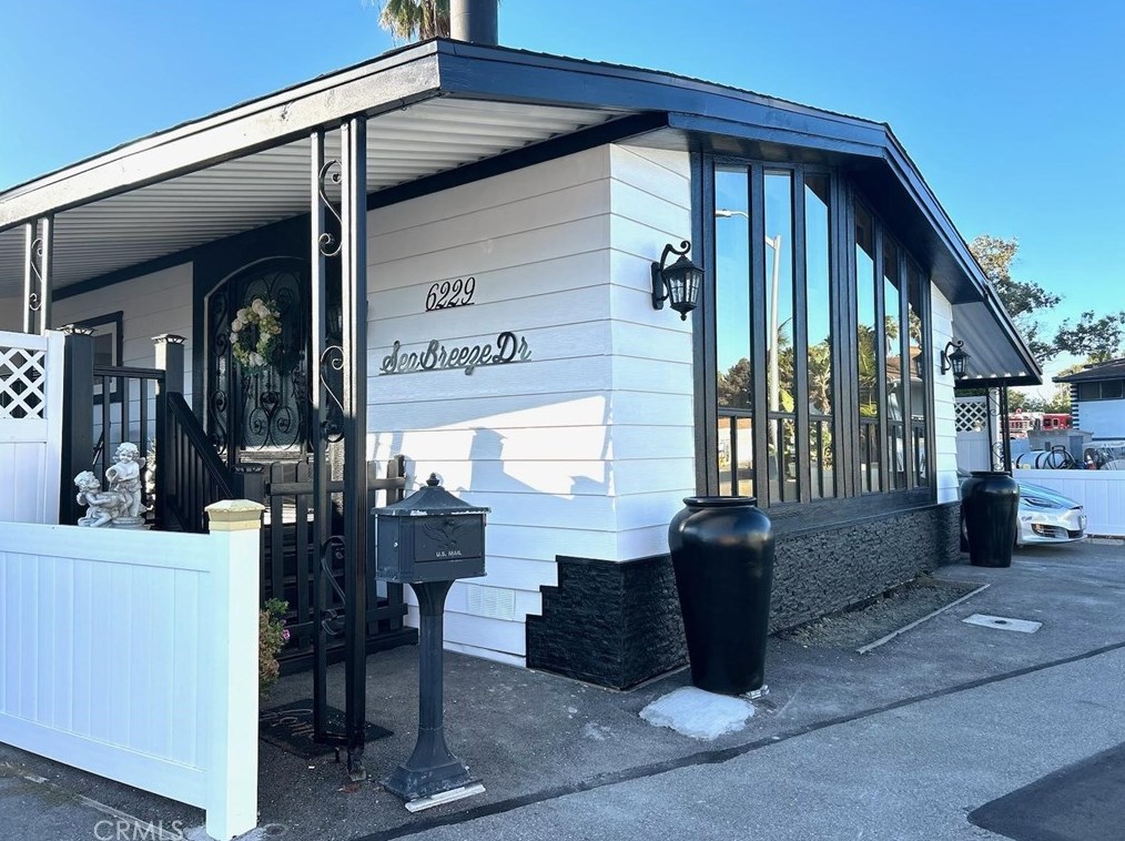 6229 Sea Breeze #15, Long Beach, CA 90803