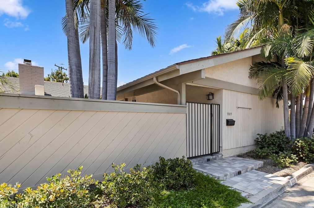 3005 Persimmon Pl, Fullerton, CA 92835