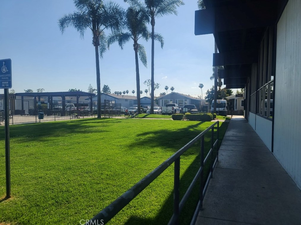 9080 Bloomfield Ave, Cypress CA 90630-2445 exterior