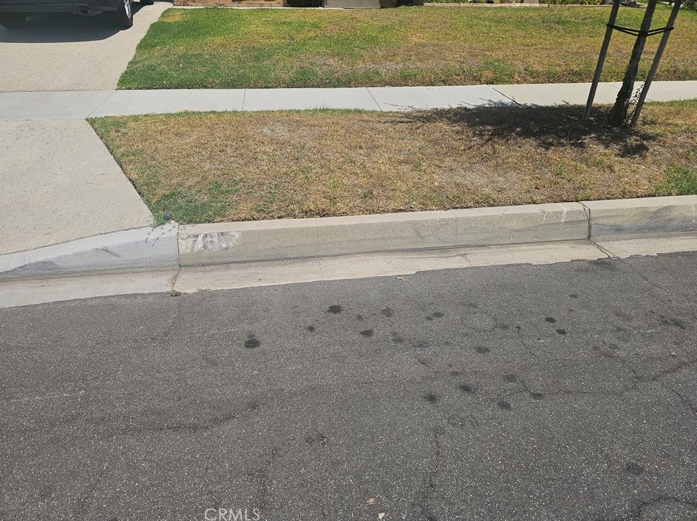 765 W Sacramento St, Altadena, CA 91001